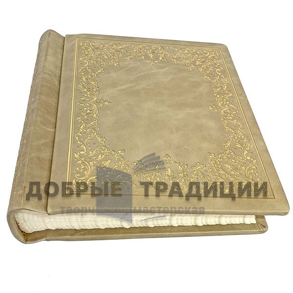 Handmade photo album from genuine leather (240х230мм) 